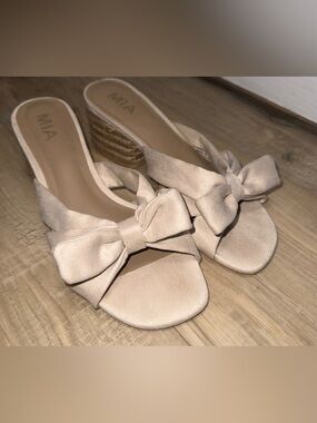 MIA Blush Bow Slide Clog Sandals